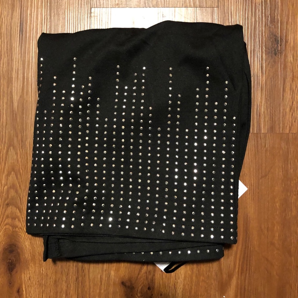 Black Silver Shimmering skirt - Picture 3 of 7